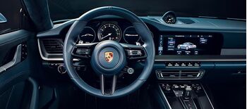 Какой очиститель пластика лучше: пенный, спрей, жидкость?